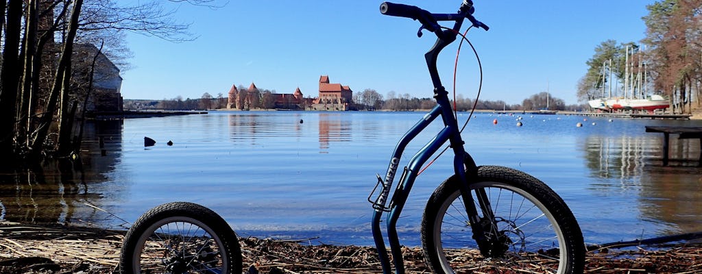 Tour de kickbike en el Parque Nacional de Trakai