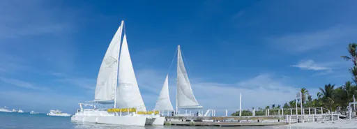 Happy Hour Sailing Cruise