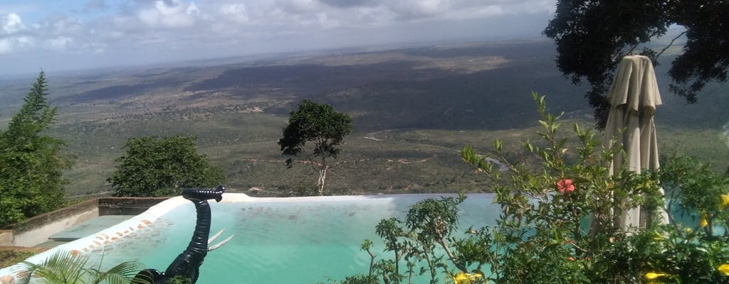 Shimba Hills 1-daagse tour met Sheldrick Falls-wandeling vanuit Mombasa