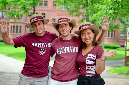 Walking tour of Harvard University
