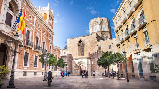 Historic Valencia walking tour
