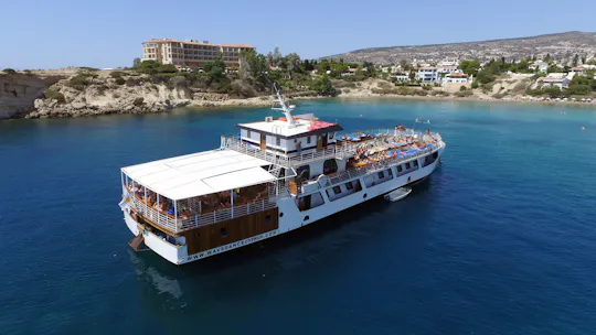 Wave Dancer Sunshine Cruise