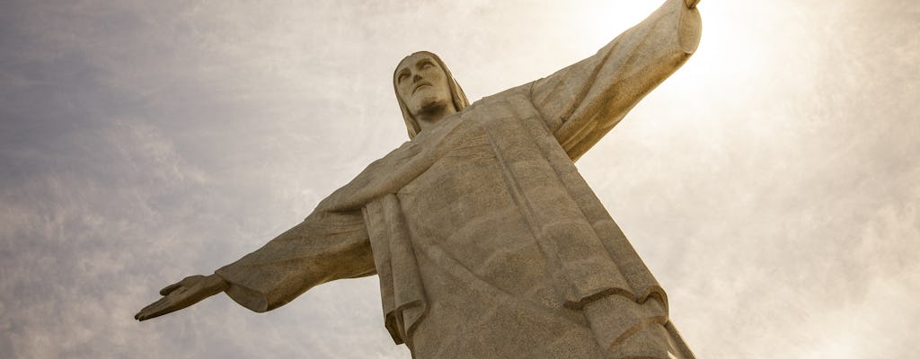 Guanabara Bay cruise with lunch and Christ Redeemer by van