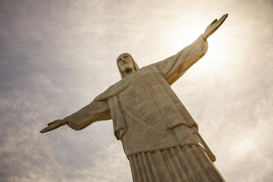 Guanabara Bay cruise with lunch and Christ Redeemer by van