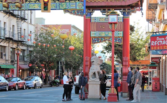 Modern Chinatown food and history tour