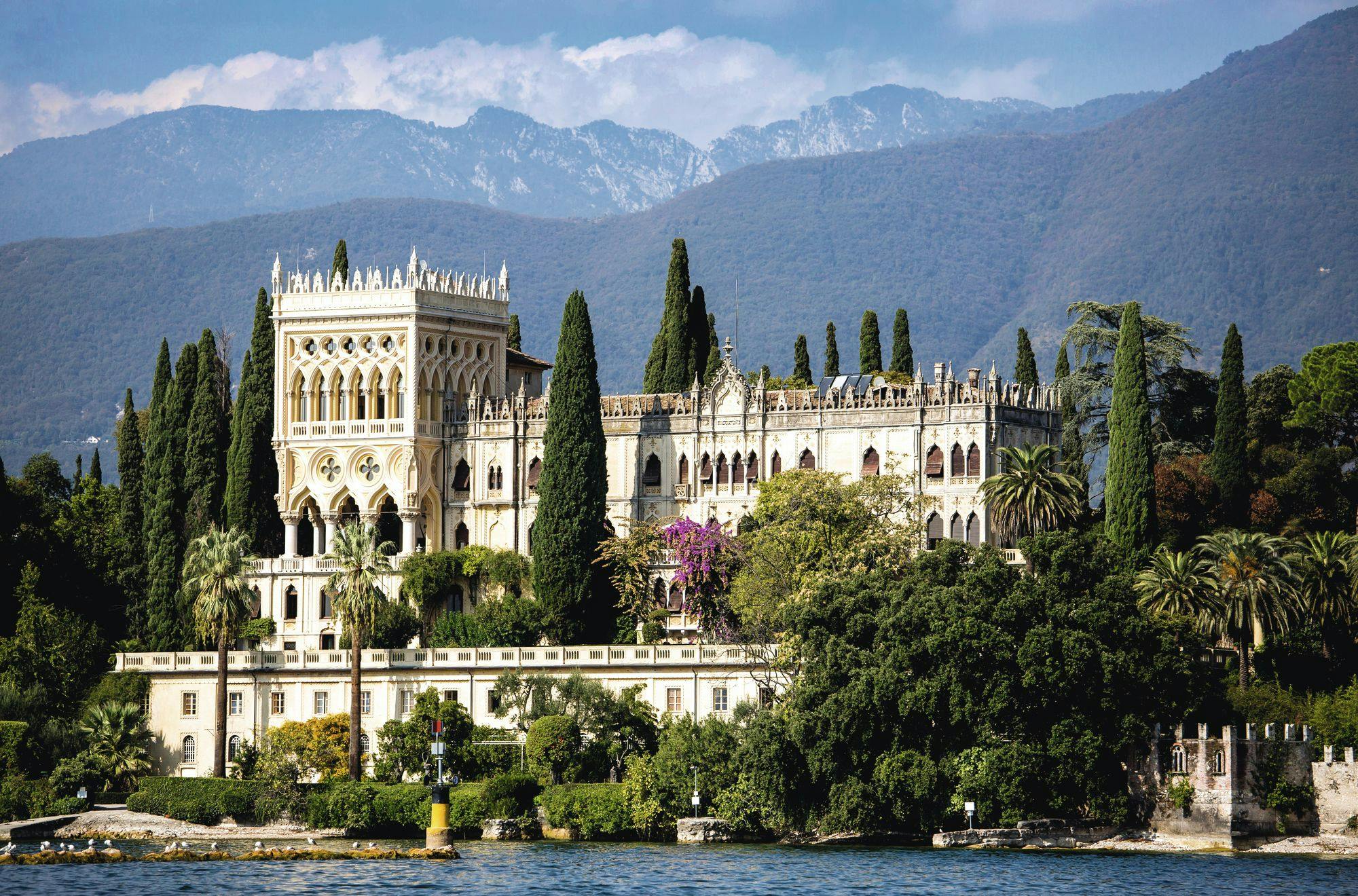 Exklusive Segelbootfahrt mit San Nicolò auf dem Gardasee