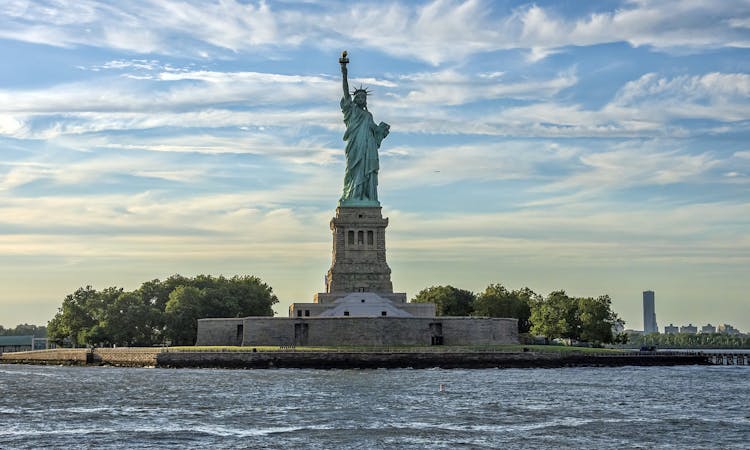 Lady Liberty 60-minute cruise