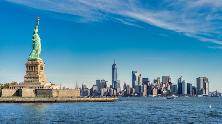 Skip-the-Line Statue of Liberty, Ellis Island, and Battery Park