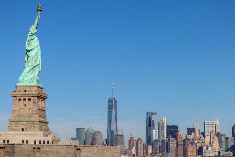 Skip-the-Line Statue of Liberty, Ellis Island, and Battery Park