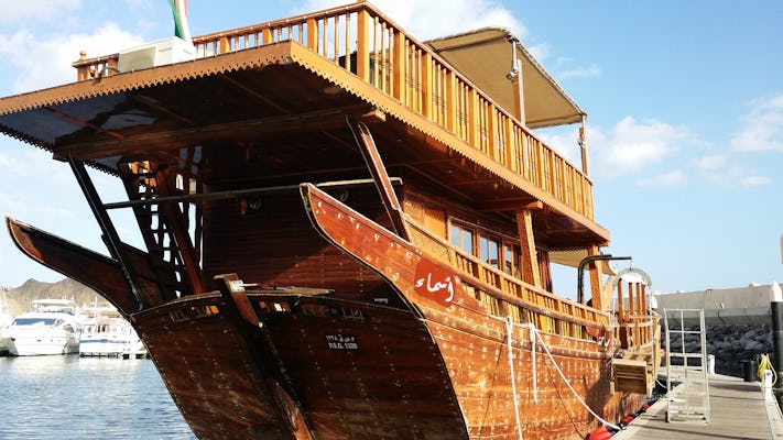 Crucero tradicional en dhow con traslado