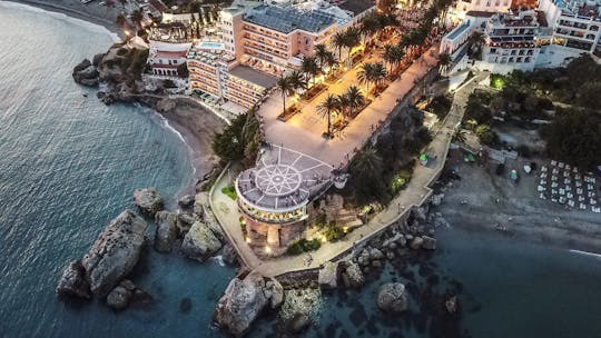 Visite guidée de la côte tropicale de Grenade et de la grotte de Nerja