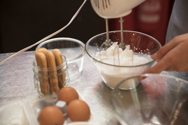 Pasta, polenta and tiramisu cooking class and lunch 