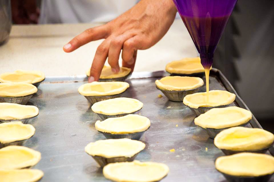 Pastel de Nata cooking class in a Lisbon bakery