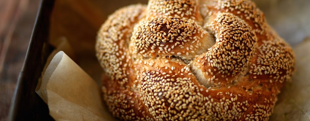 Atelier et pain traditionnel de pain challah juif