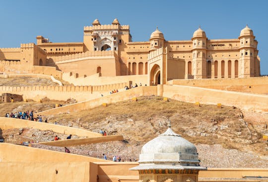 Erkunden Sie die atemberaubenden Festungen von Rajasthan