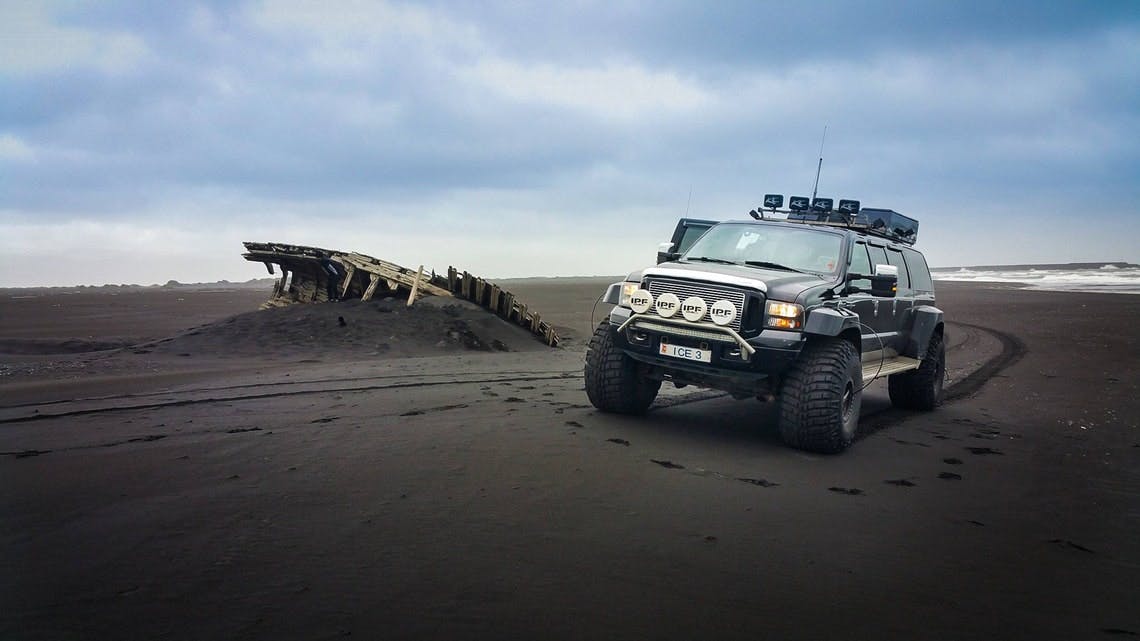 Safari privado para Eyjafjallajökull e praia negra