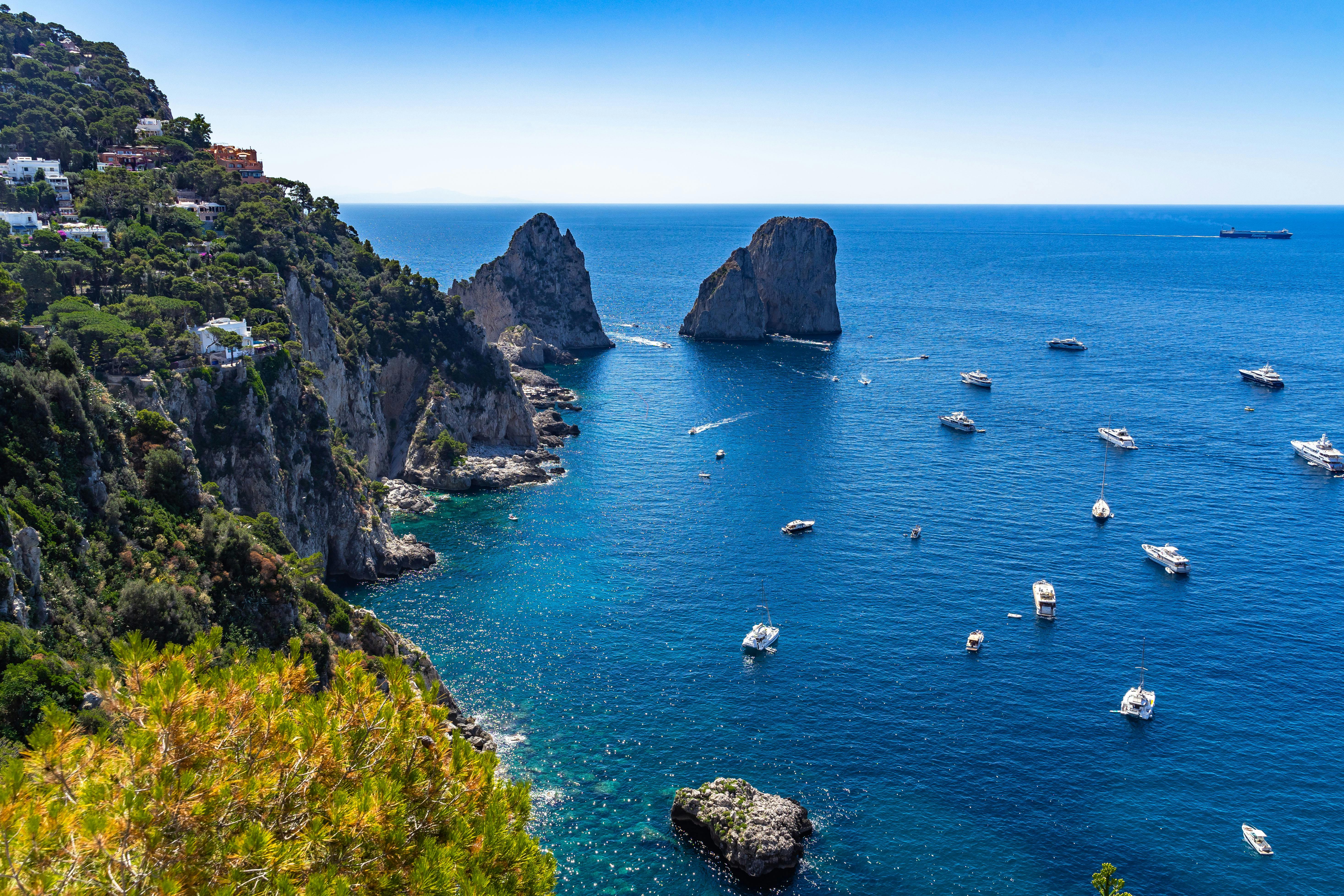 Tour privato in barca a Capri per coppie
