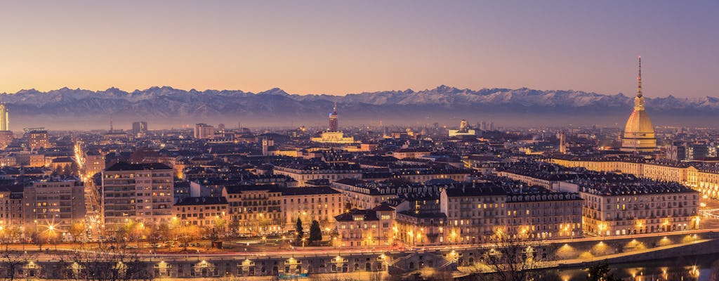 Traditioneller gehender Aperitour in Turin