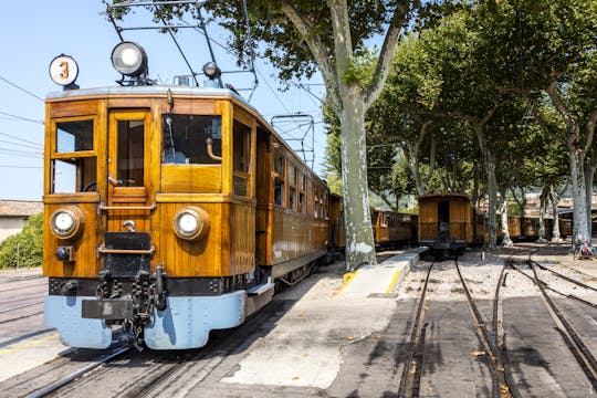 Train rustique de Soller et bateau vers Sa Calobra