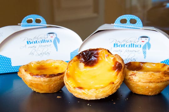 Pastel de nata workshop at a real bakery