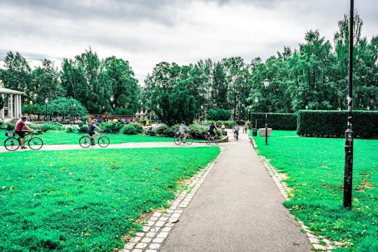 Passeie pelos tesouros urbanos de Oslo em uma excursão particular