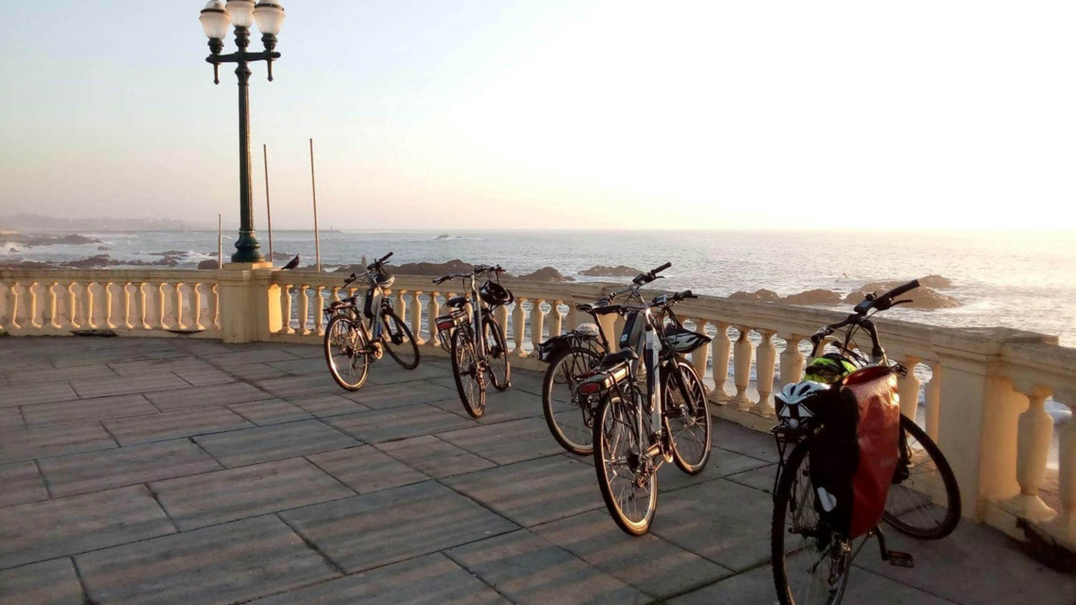 E-Bike-Tour durch die Innenstadt von Porto