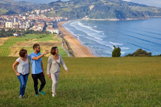 Gipuzkoa coast small-group tour with lunch