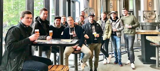 Boat and Beers tour in Rotterdam
