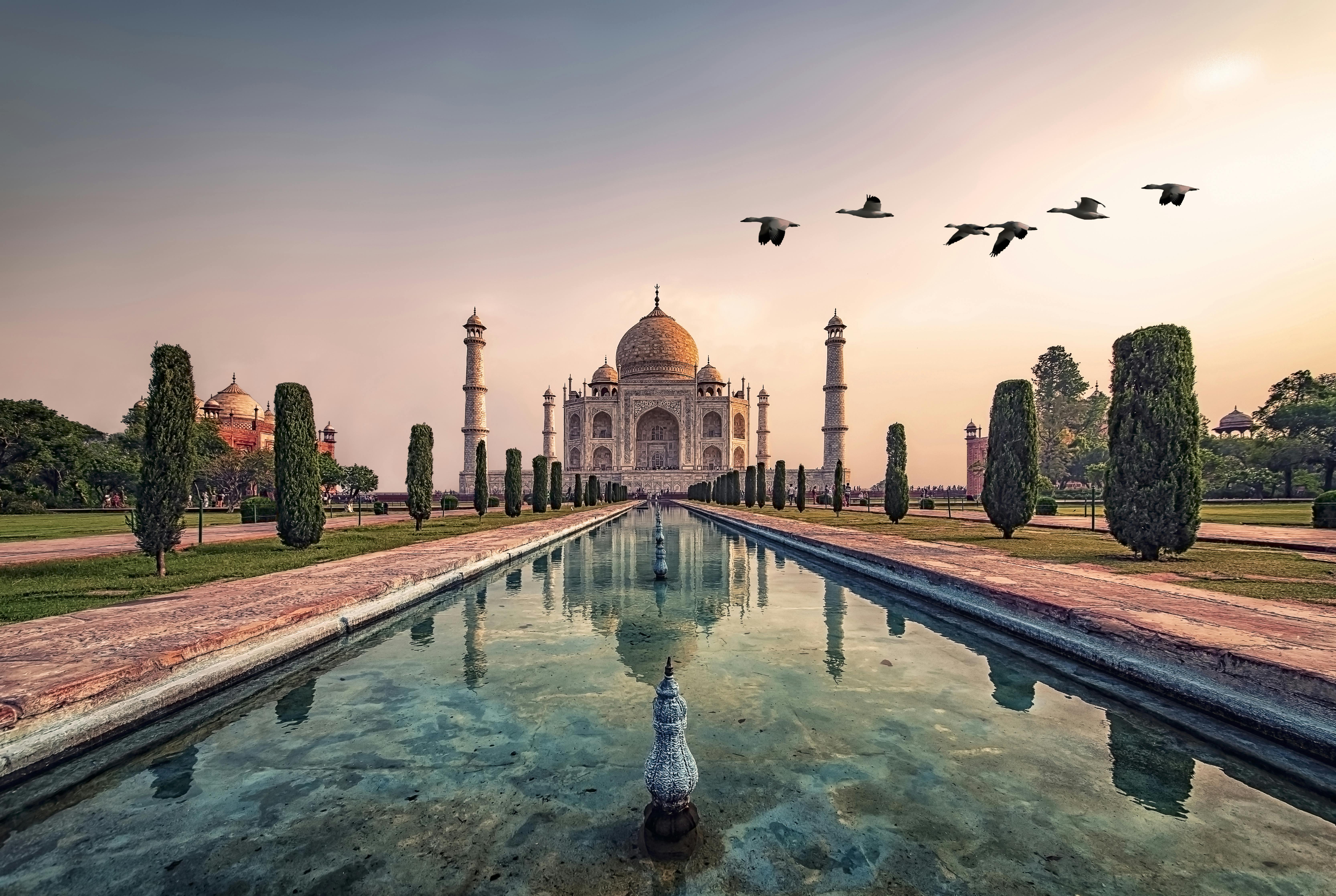 Excursion privée d'une journée au Taj Mahal et au fort d'Agra en train depuis Delhi