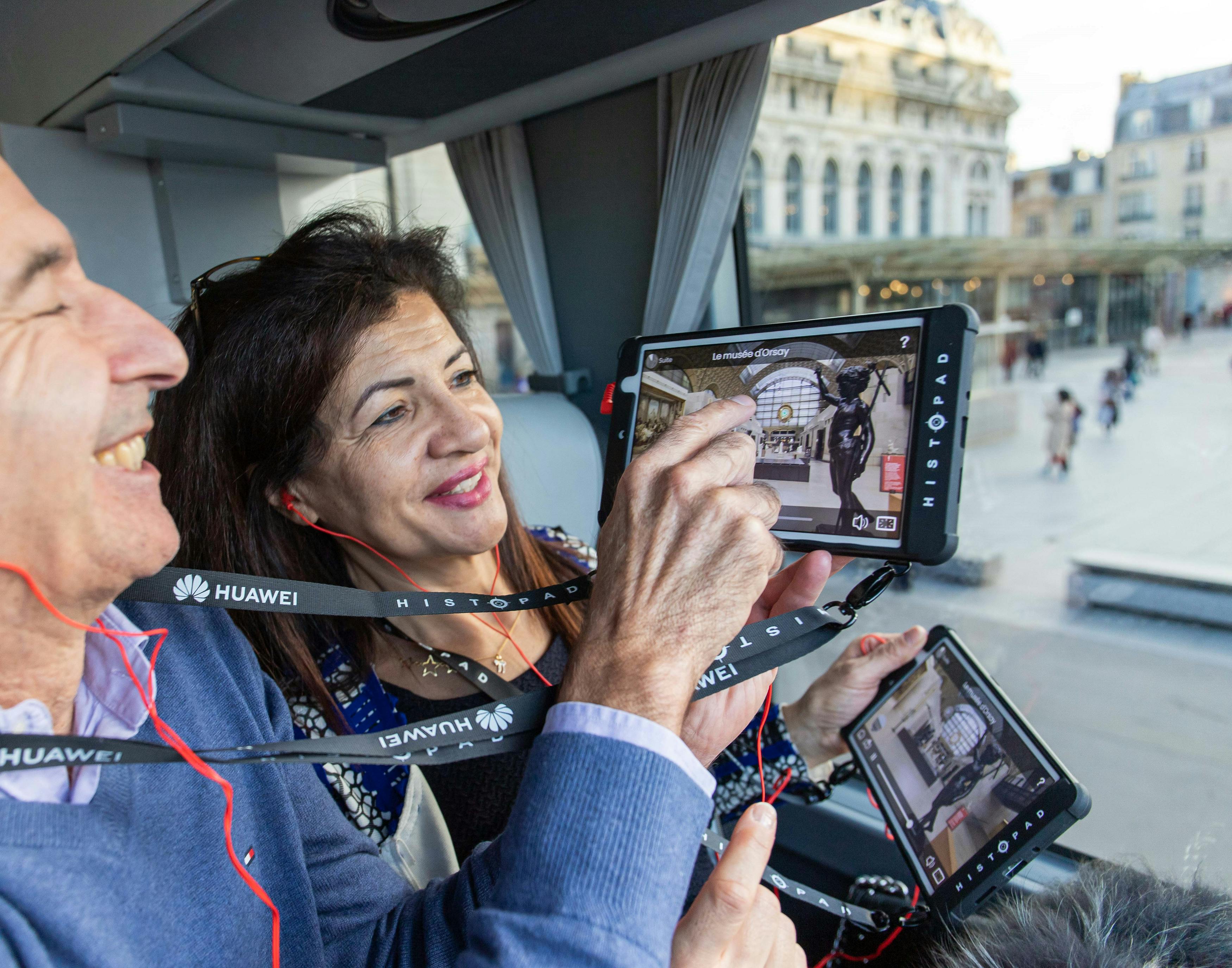 Interactive tour of Paris by bus and tickets for a Seine cruise boeken?