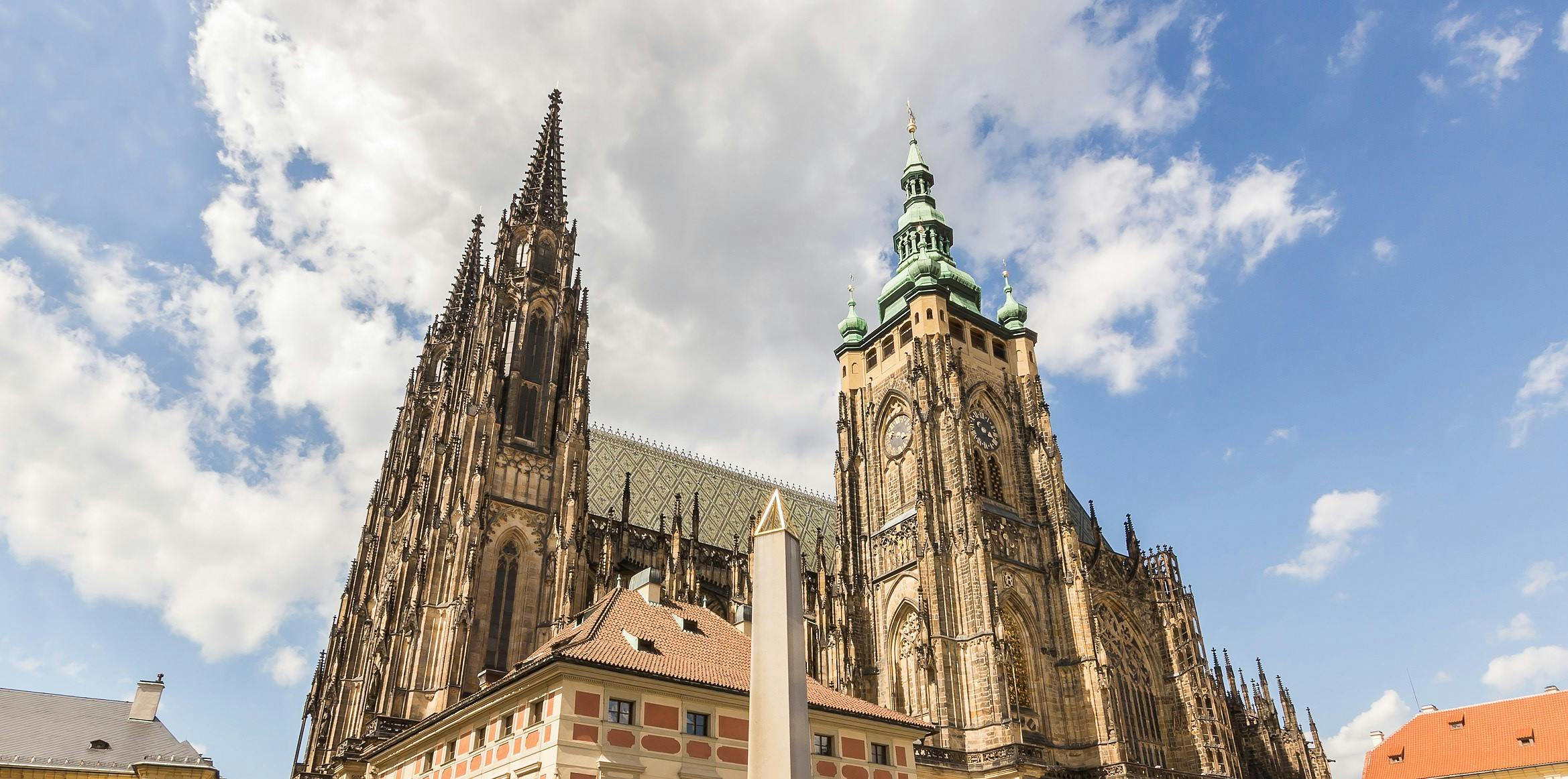 Prague Castle Skip-the-line ticket and private audio tour by mobile app Musement