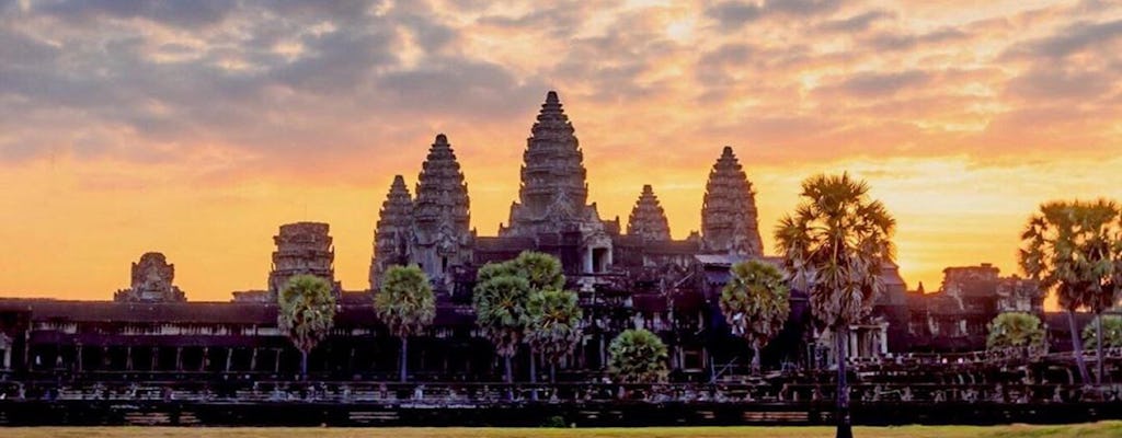 Tour privato del complesso del tempio di Angkor di un'intera giornata con l'alba