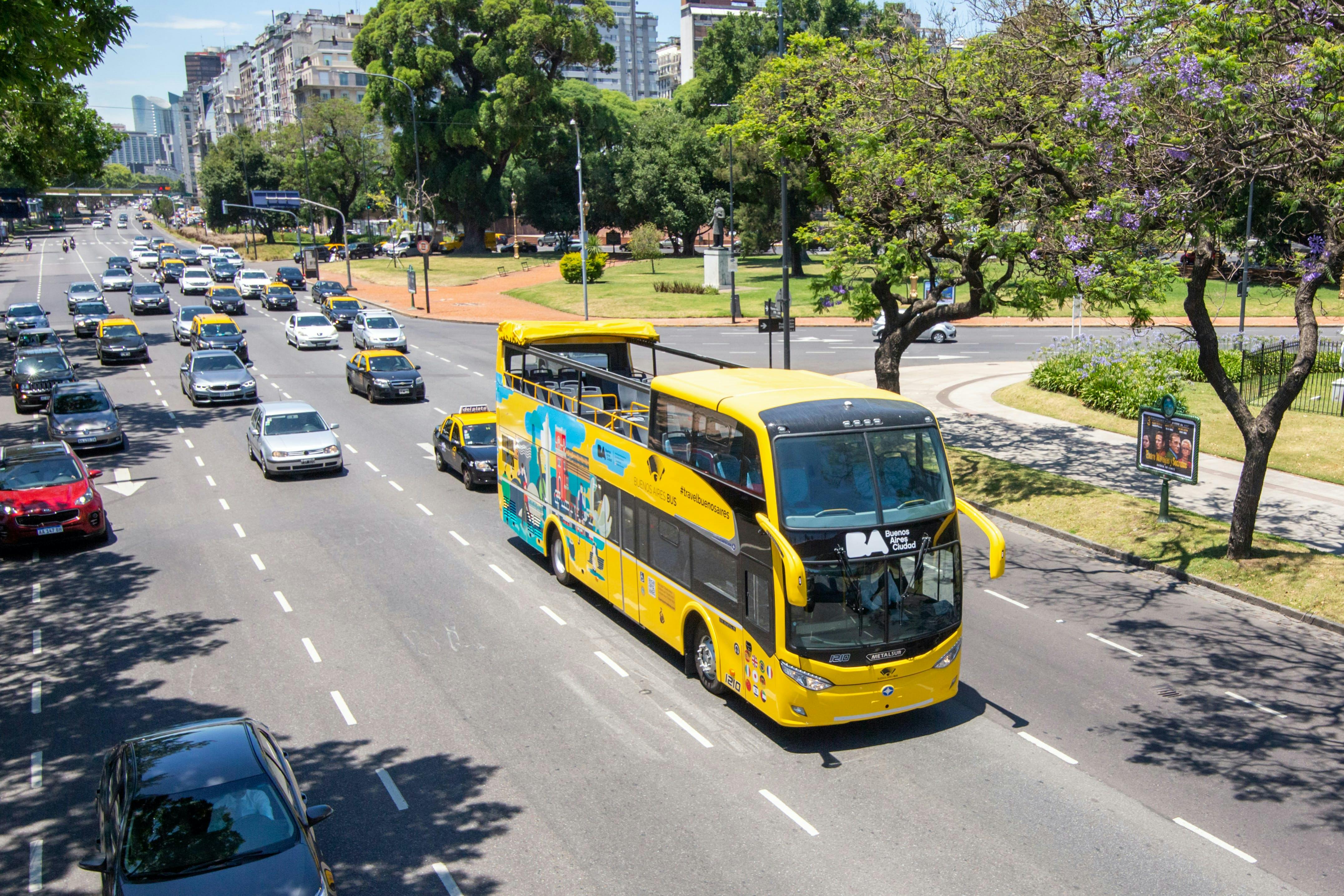 Recorrido en autobús con paradas libres por Buenos Aires: 24 h y 48 h