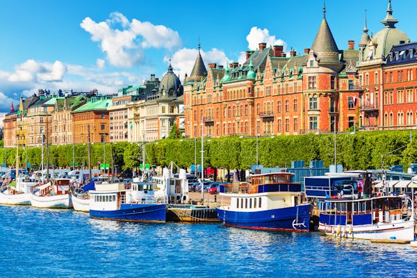 Croisière privée en yacht avec déjeuner ou dîner dans l'archipel de Stockholm