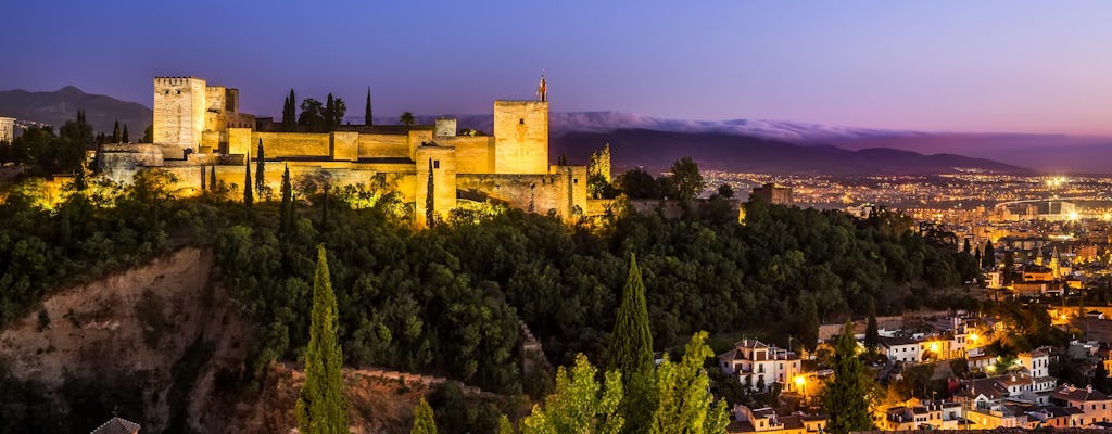 Tour noturno pelos miradouros de Granada