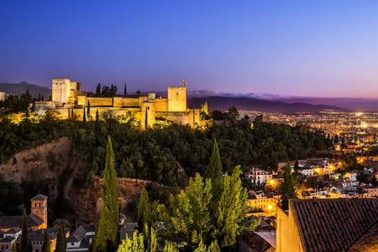 Recorrido nocturno por los miradores de Granada