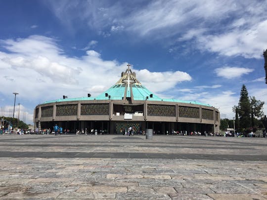 Piramidy Teotihuacan i Bazylika Matki Bożej z Guadalupe z przewodnikiem