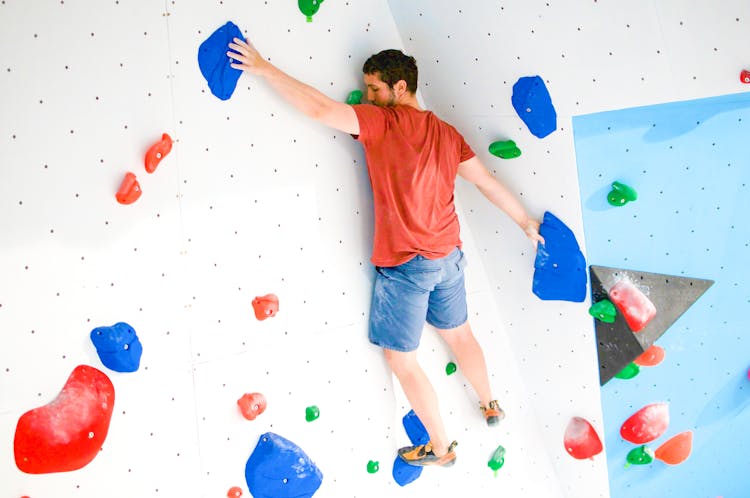 Bouldering hall day pass in Rostock