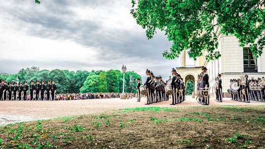 Feel like a royal in this private walking tour