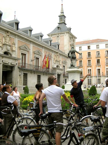 Madrid green bike tour