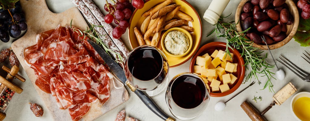 Private Insider walking tour in Madrid with optional tapas tasting