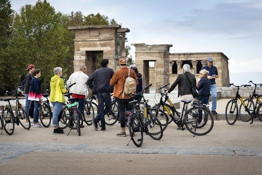 Passeio de e-bike pelo mosaico de Madri