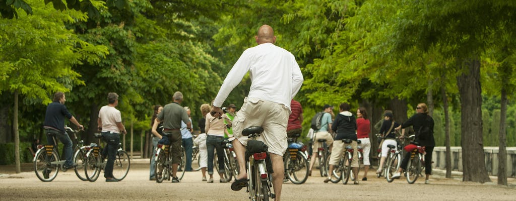 Visite à vélo et chasse au trésor au parc du Retiro à Madrid