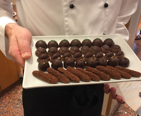 Exclusive small group chocolate and sweets walking tour of Zurich's old town