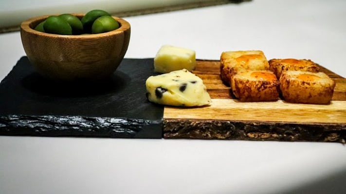 Visite de dégustation de fromage espagnol à Madrid