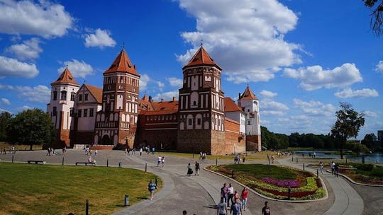 Private tour to Nesvizh Palace and Mir Castle with English speaking driver from Minsk