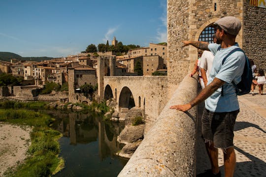 Ganztagesausflug in die mittelalterlichen Dörfer Kataloniens
