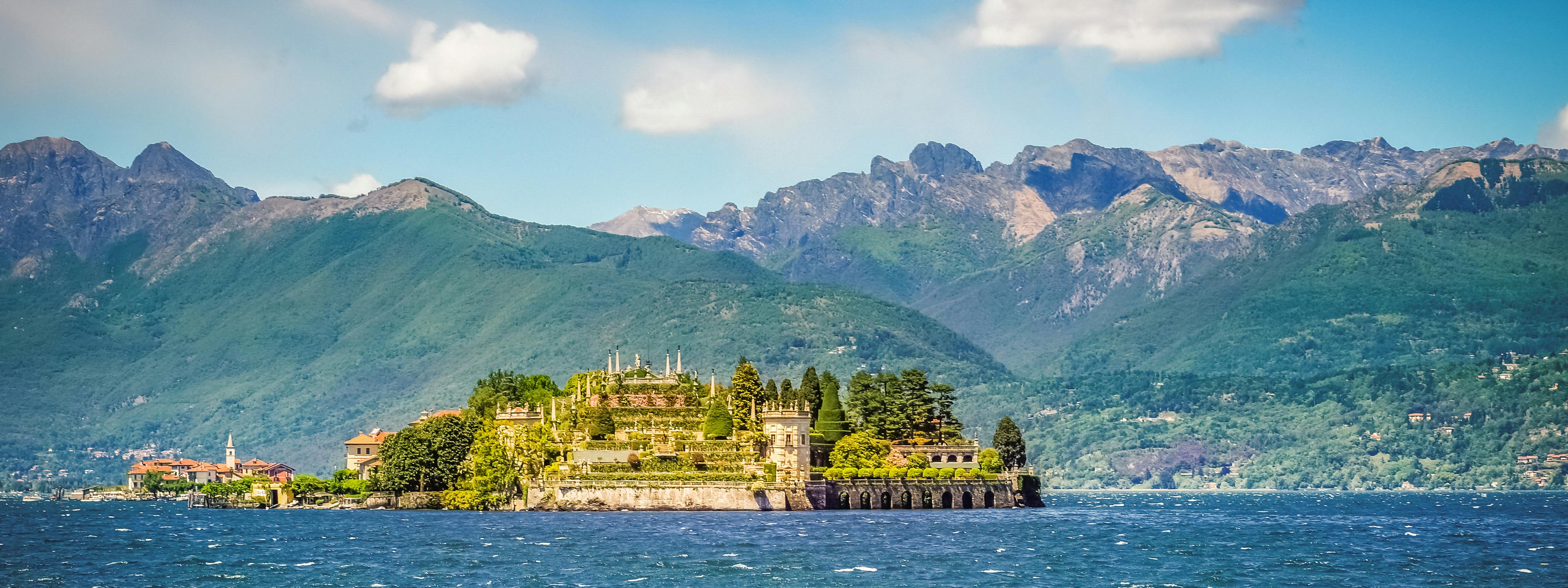 Navigation service from Stresa to Isola Madre, Isola Pescatori and Isola Bella