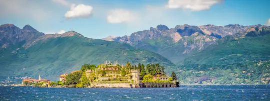 Navigation service from Stresa to Isola Madre, Isola Pescatori and Isola Bella