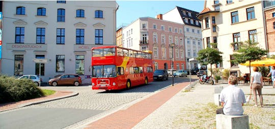 Stadtrundfahrten in Rostock mit Doppeldecker-Cabriobus